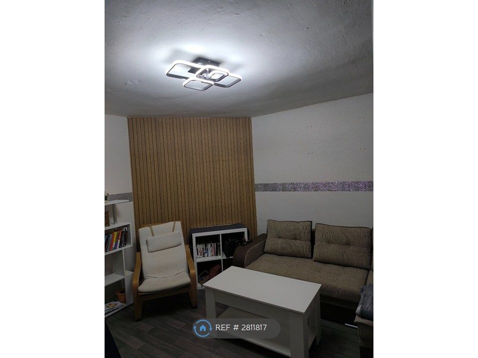 Property photo 3 of 31
