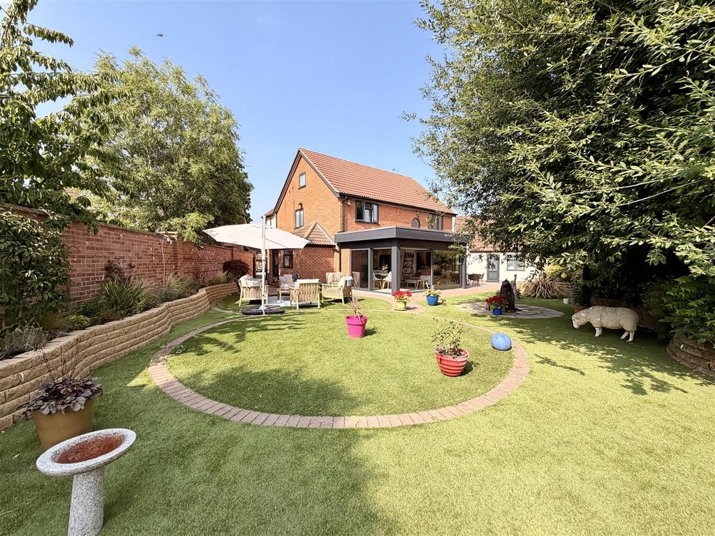 Property photo 1 of 37 1