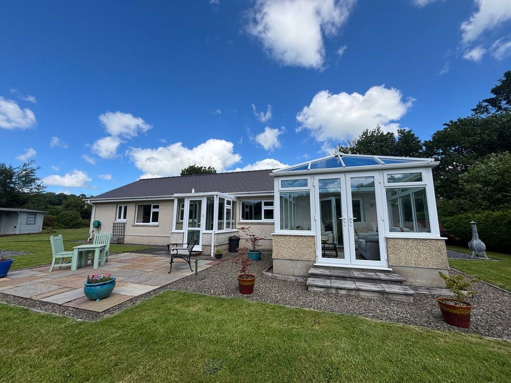 Property photo 2 of 26