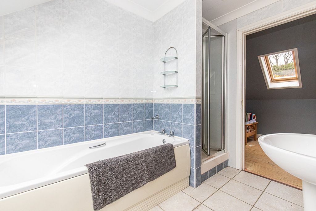 Additional image 16 of 3 bed flat to rentBarregarrow, Isle Of Man, 1 IM6