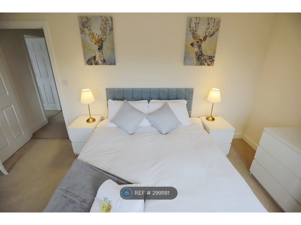 Property photo 2 of 35