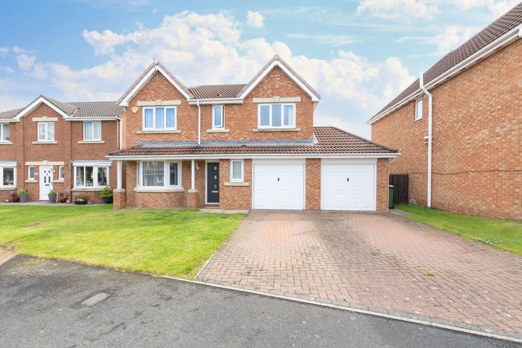 Property photo 1 of 18