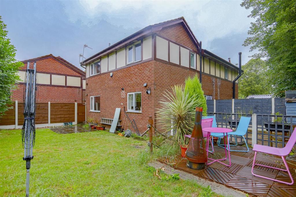 Property photo 2 of 22