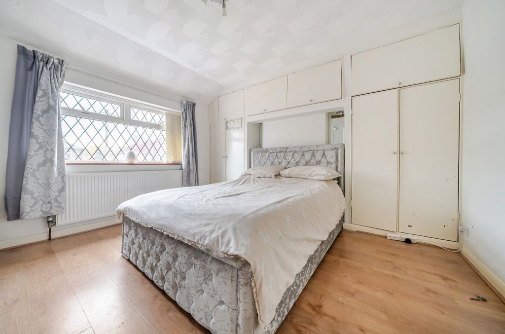 Property photo 3 of 20 Bedroom One