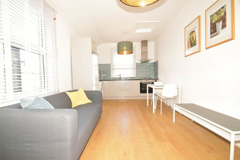 Property photo 2 of 11 Photo 5