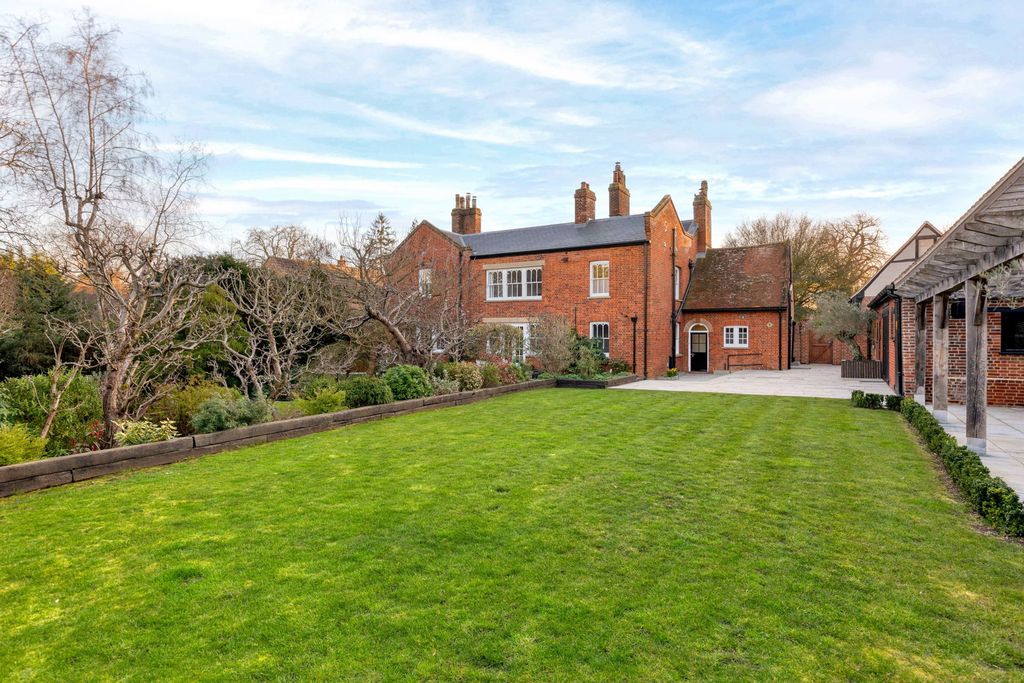 Additional image 40 of 8 bed detached house for saleLondon Road, Hitchin SG4