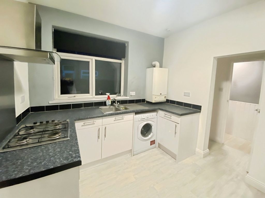 Property photo 2 of 15 5350741