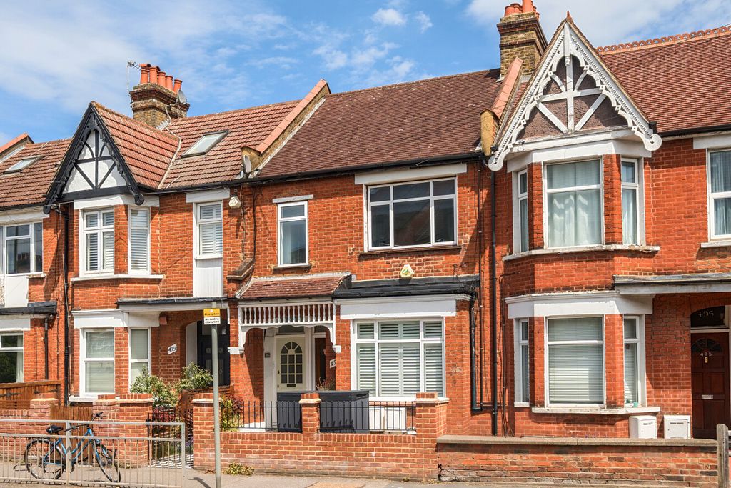 Property photo 1 of 12 1479414-3-6A31570...