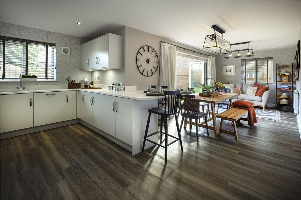Property photo 2 of 12 Show Home