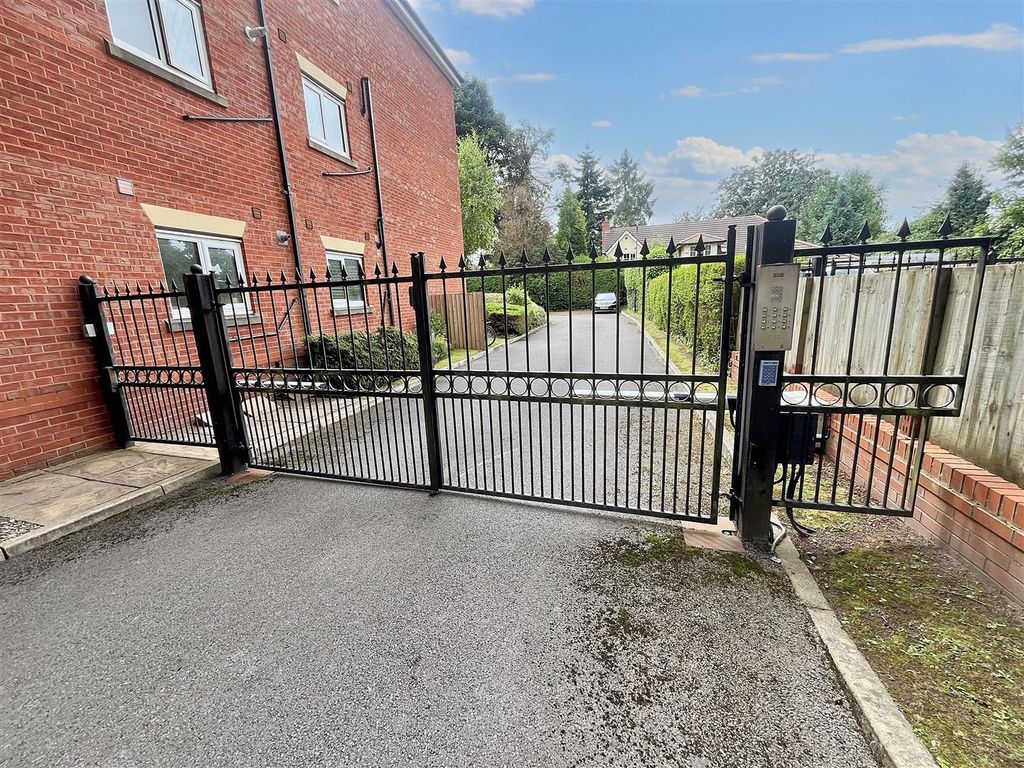 Property photo 2 of 27 Gated Entrance