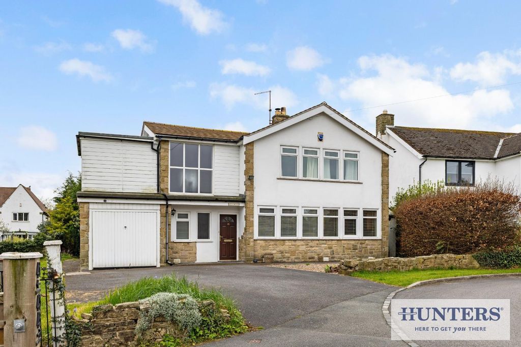 Property photo 3 of 33 107049_Little Orchard 14 Southway Manor Park Burle