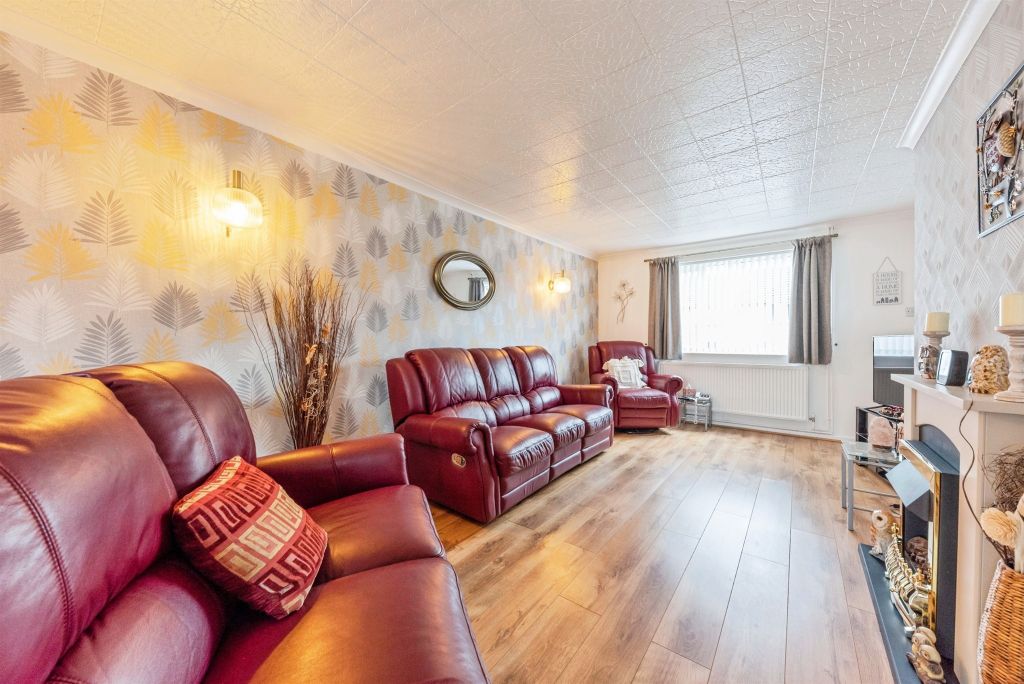 Property photo 3 of 21