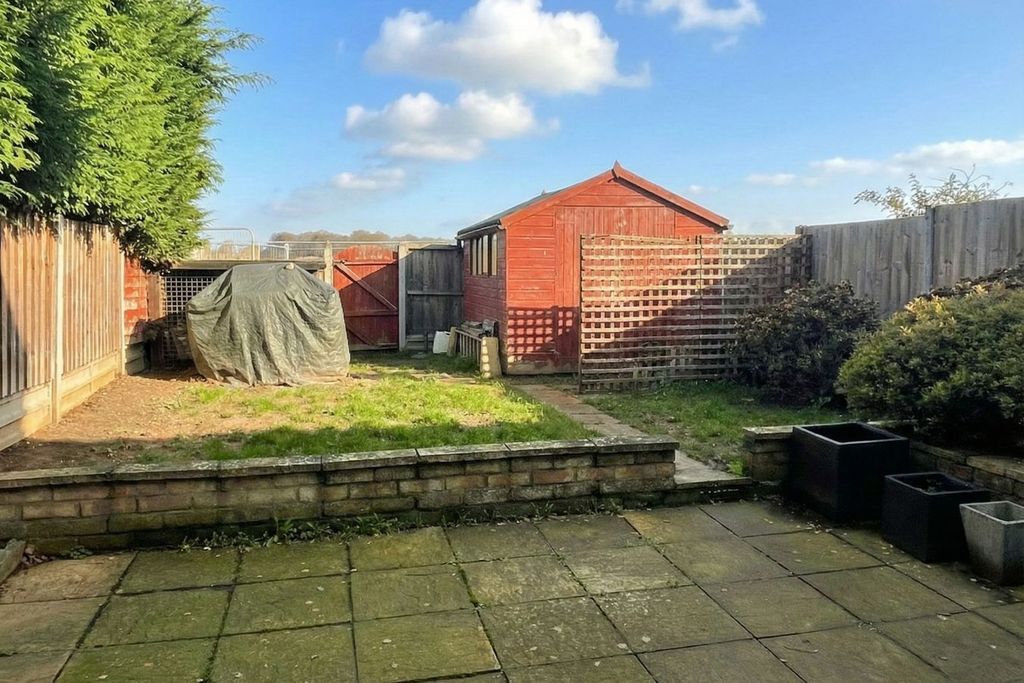Property photo 3 of 13