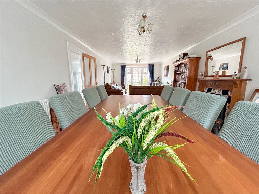 Property photo 3 of 27 Dining/Sitting Room