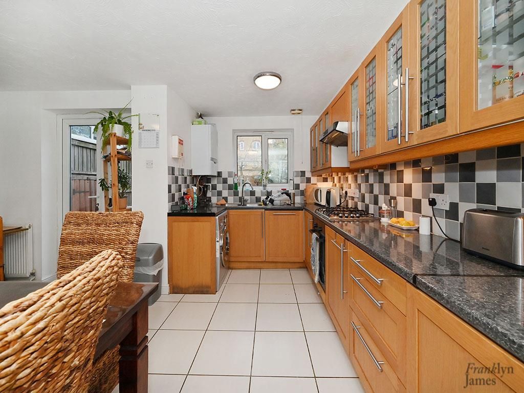 Property photo 2 of 21 Mast-House-Terrace -Resize(4).Jpg