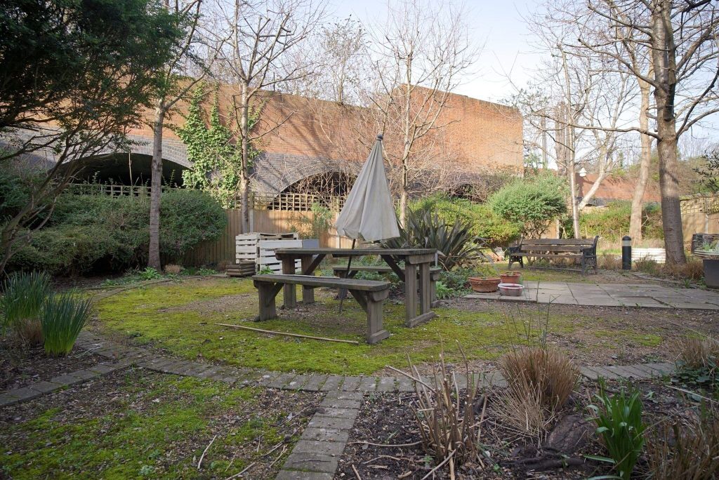 Property photo 3 of 3