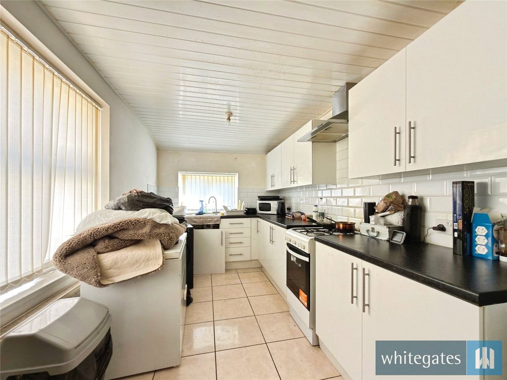 Property photo 2 of 9 Picture No. 08