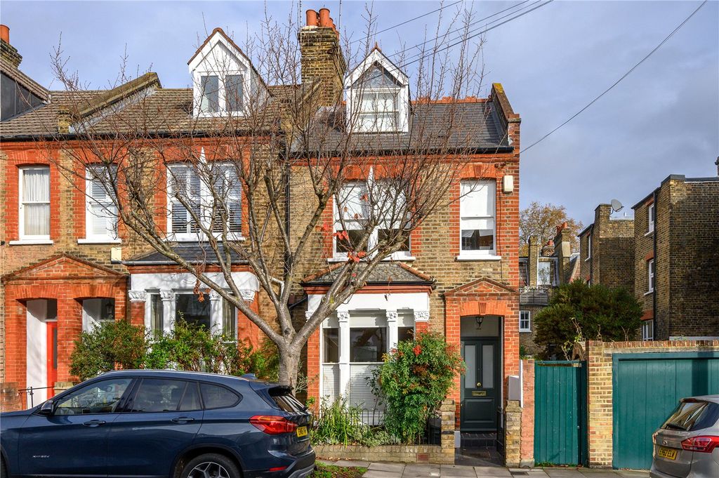 Property photo 1 of 16 Exterior