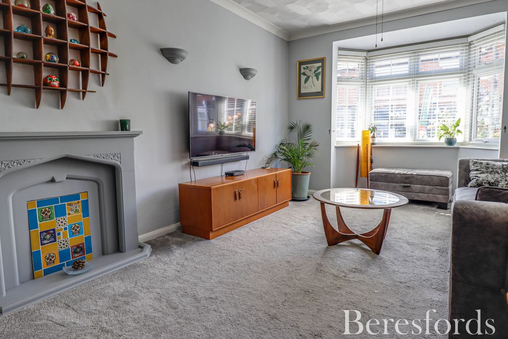 Property photo 2 of 28 Picture No. 42