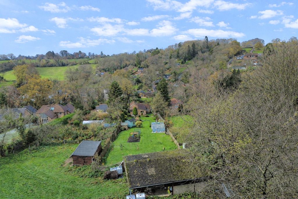 Property photo 1 of 11 Picture No. 18