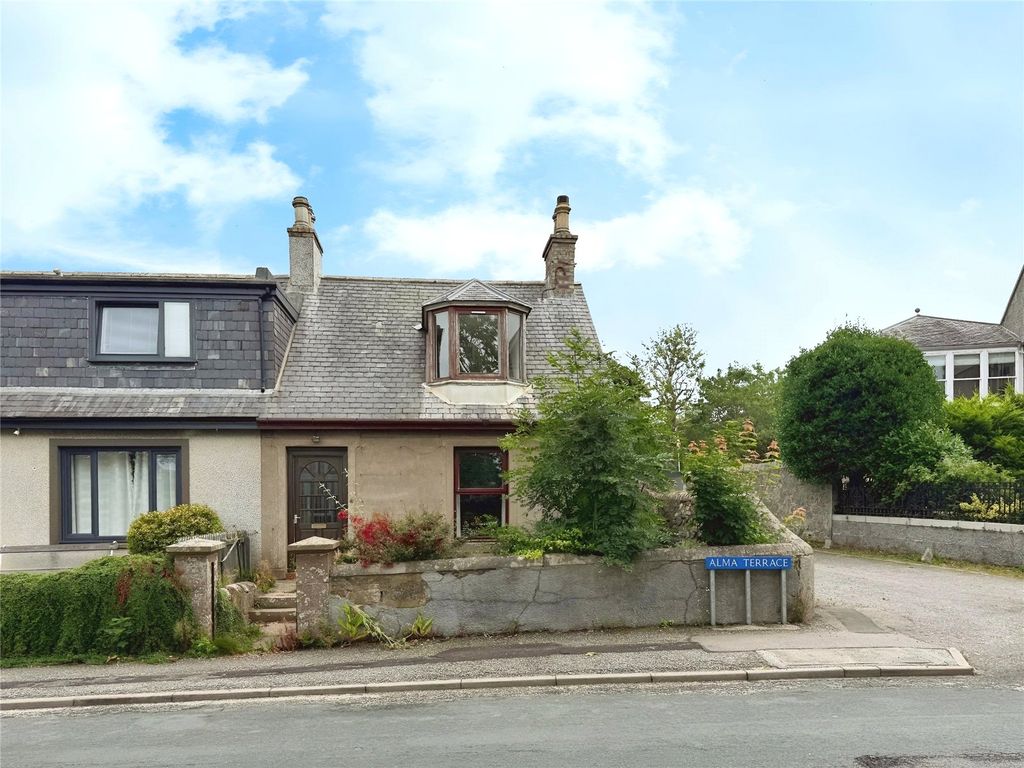 Property photo 1 of 11 External