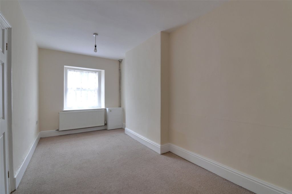 Property photo 3 of 11 Picture No. 31