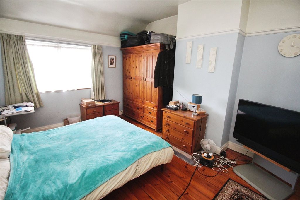 Property photo 3 of 13 Bedroom 1