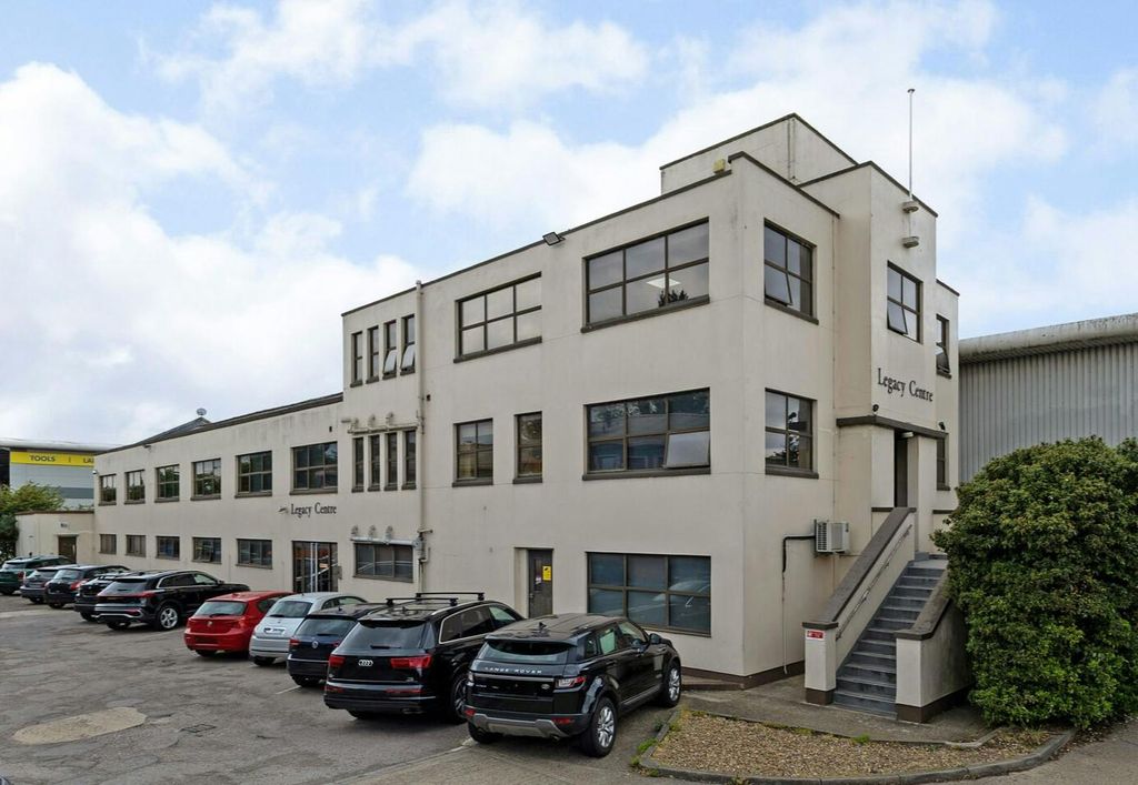 Property photo 1 of 9 107282_Legacy-Centre-Hanworth-Trading-Estate-Hampton-Road-12_Low Cropped.Jpg