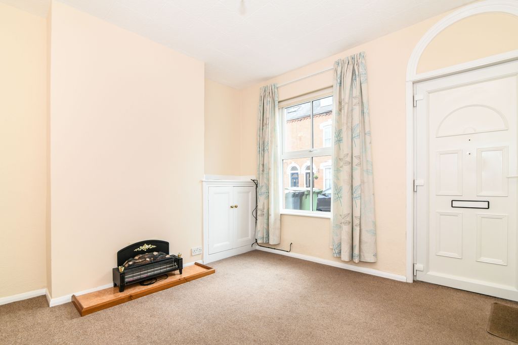 Property photo 2 of 8