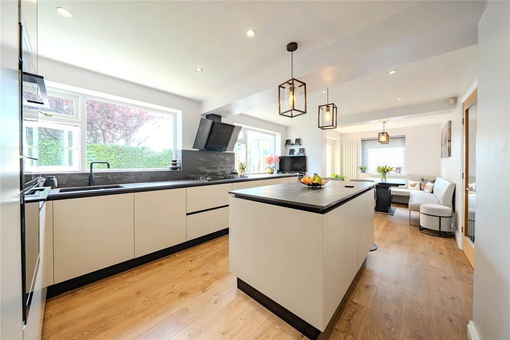 Property photo 3 of 21 Picture No. 46
