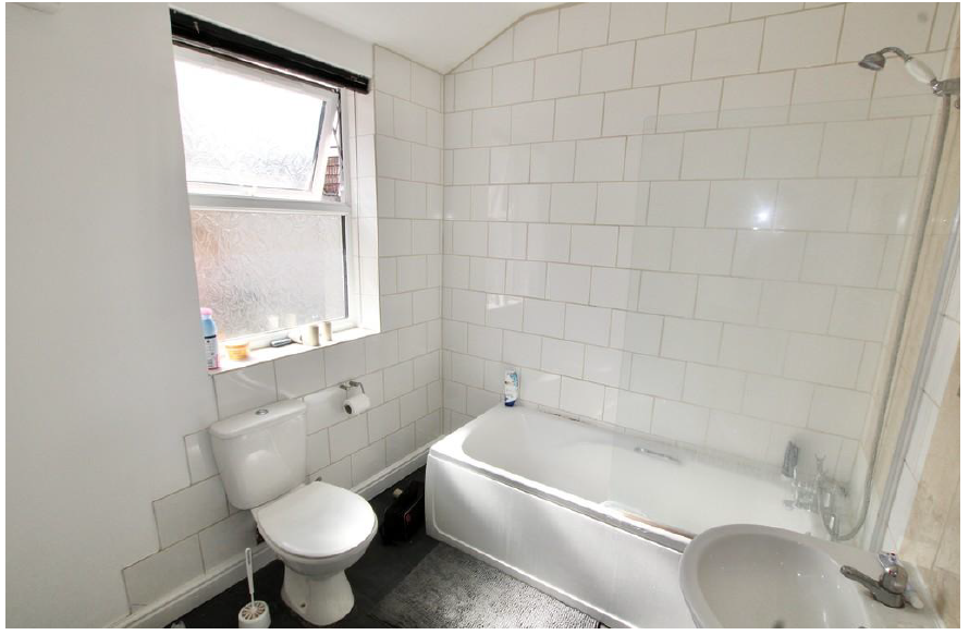 Property photo 3 of 5