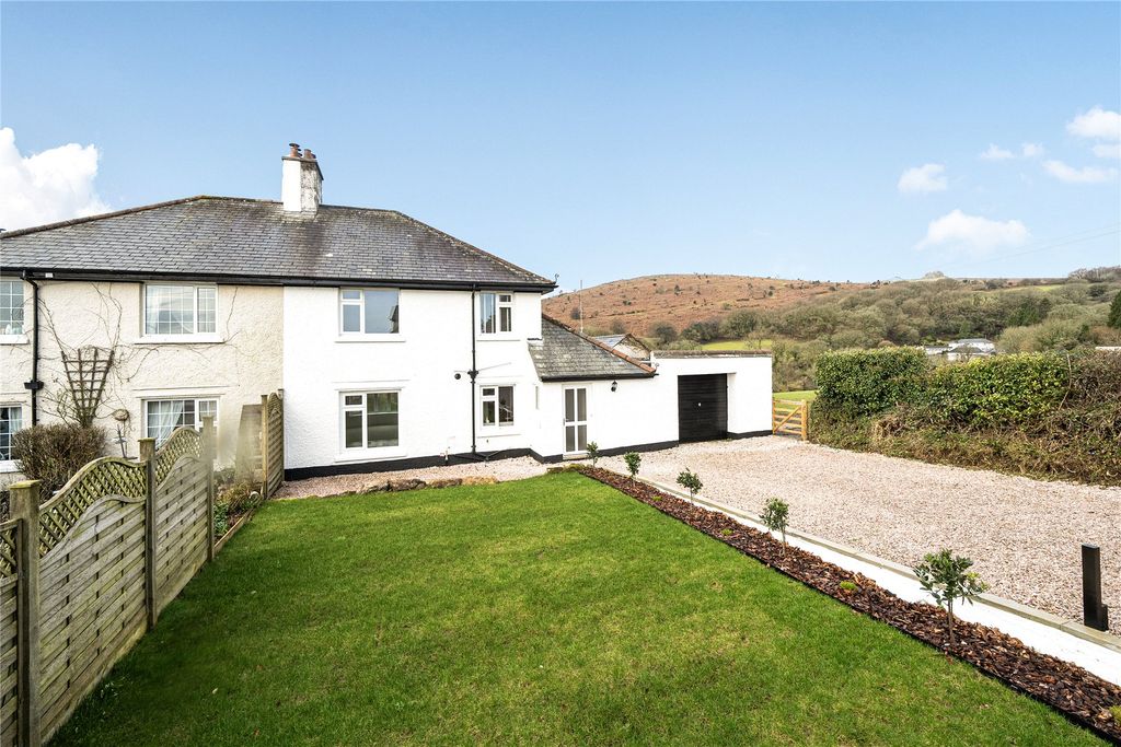 Property photo 1 of 17 Front Elevation