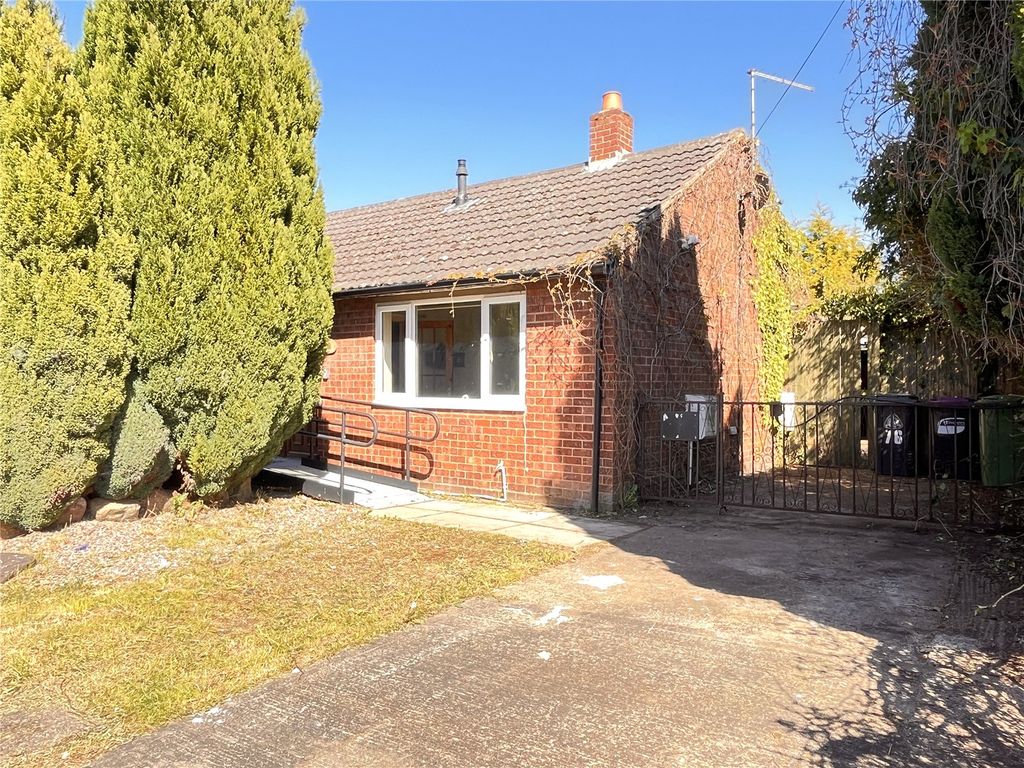 Property photo 1 of 12 Picture No. 17
