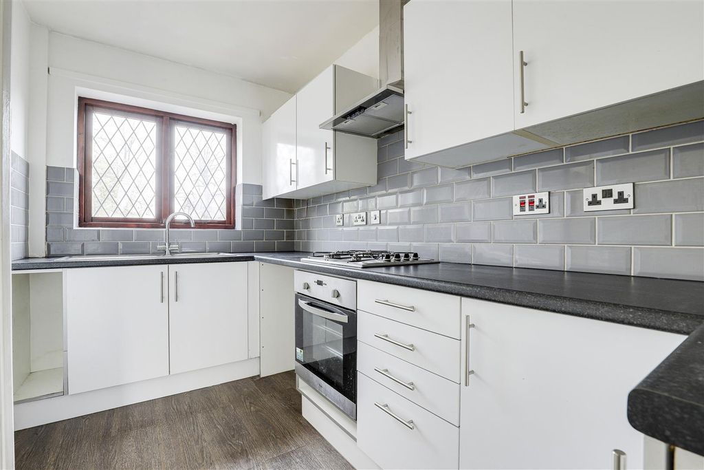 Property photo 2 of 13 05.Jpg