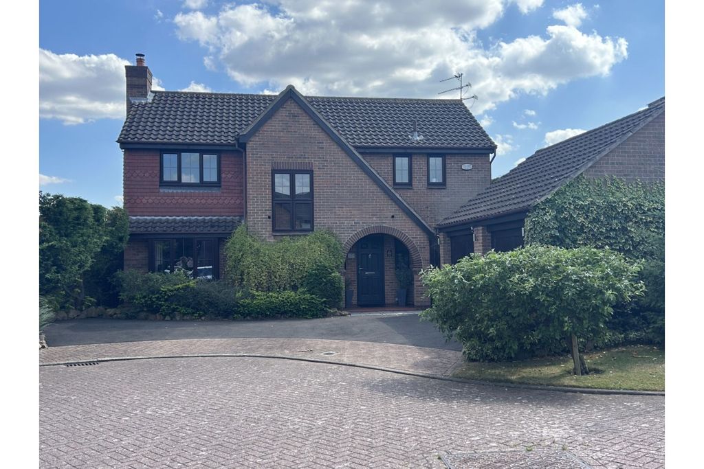 Property photo 1 of 17 Front View