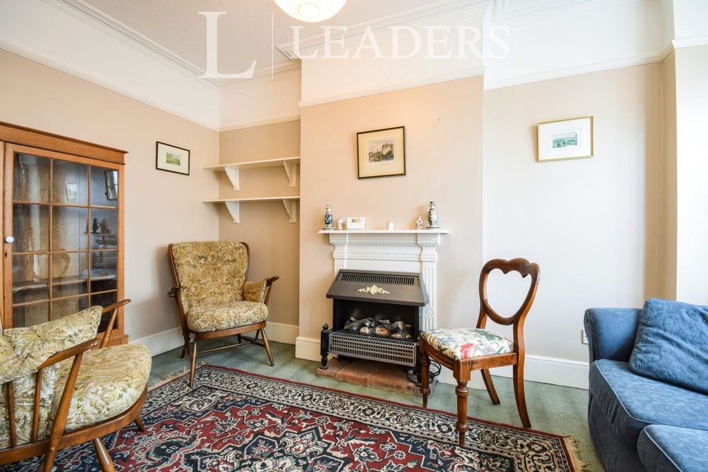 Property photo 2 of 10 Sitting Room