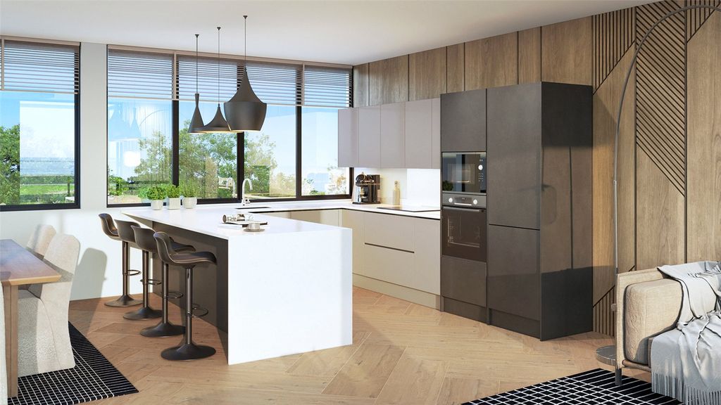 Property photo 3 of 6 Ph Kitchen