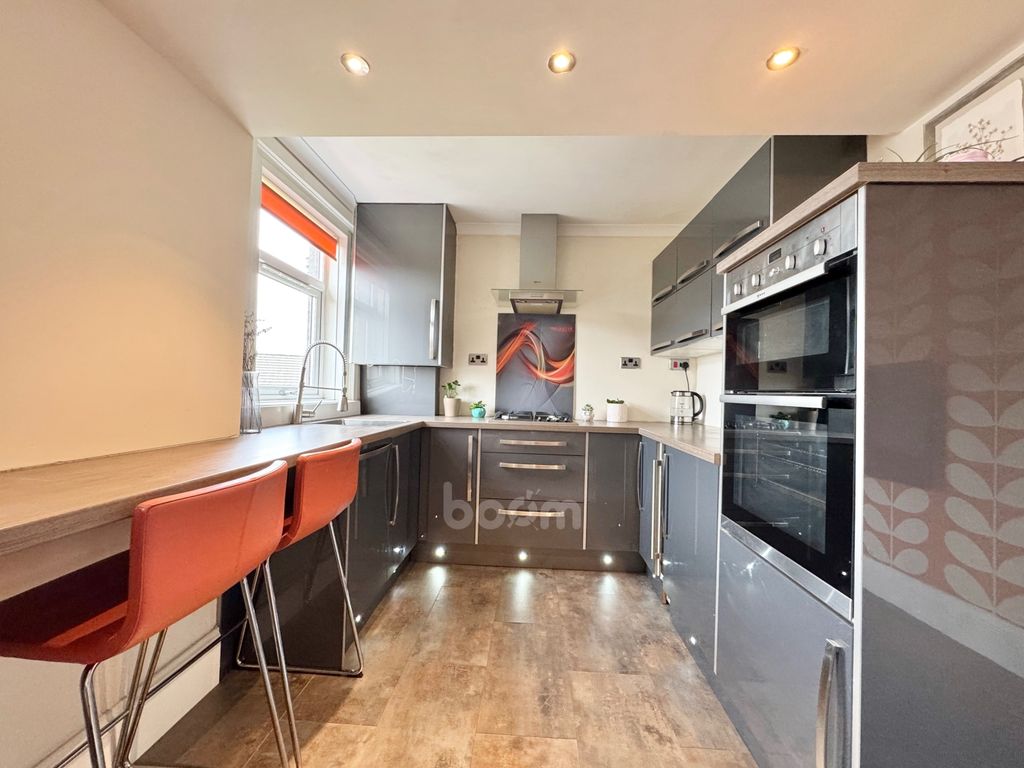 Property photo 3 of 26 Img_5065