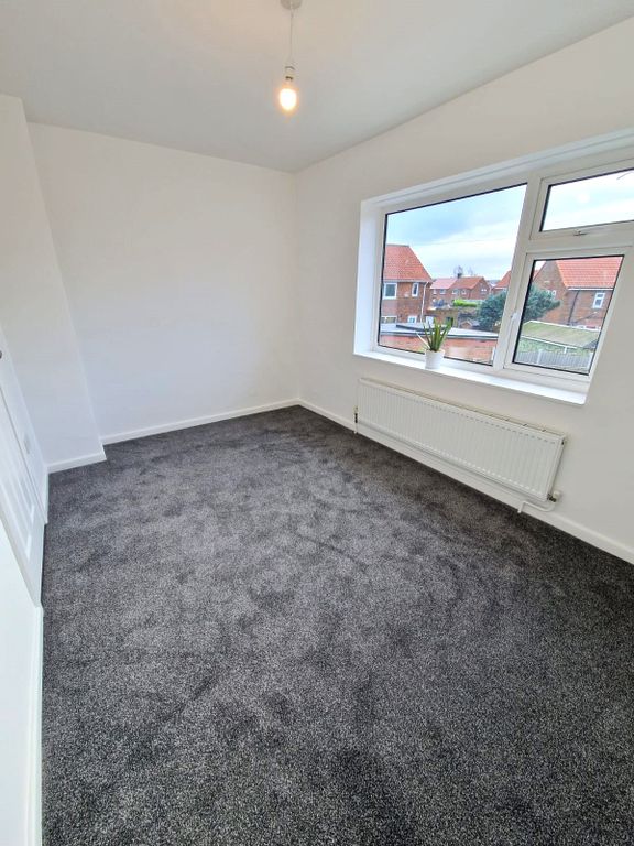 Property photo 2 of 11 Gallery