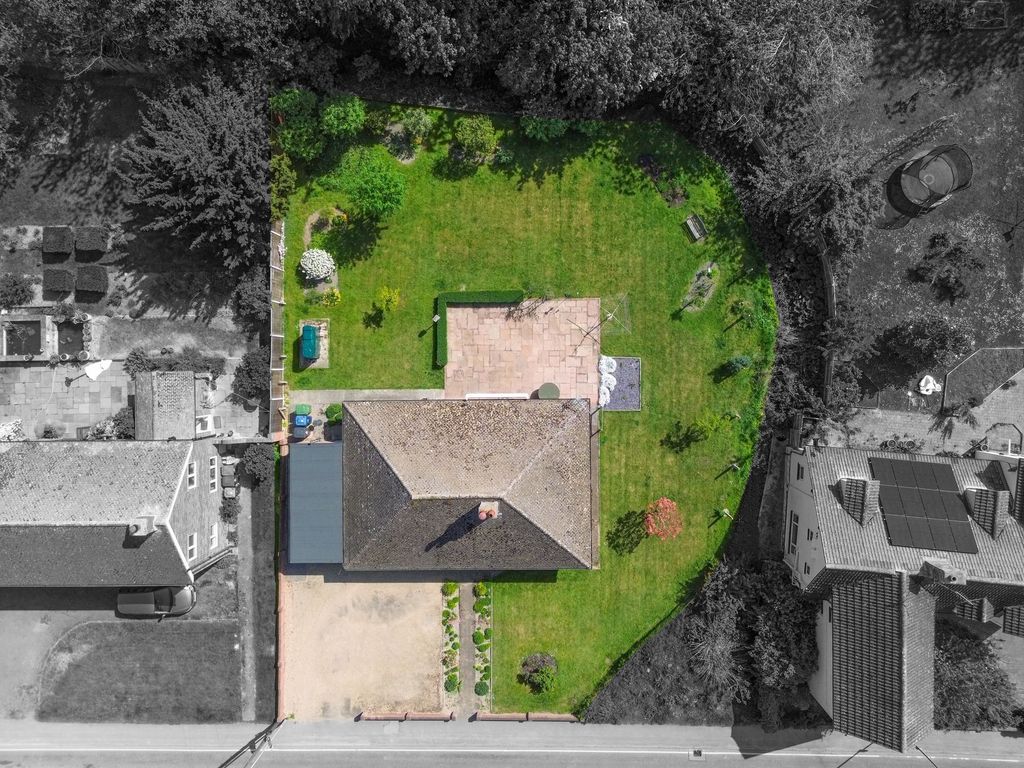 Property photo 3 of 18