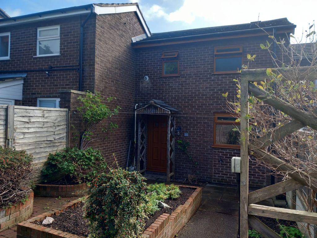 Property photo 1 of 5