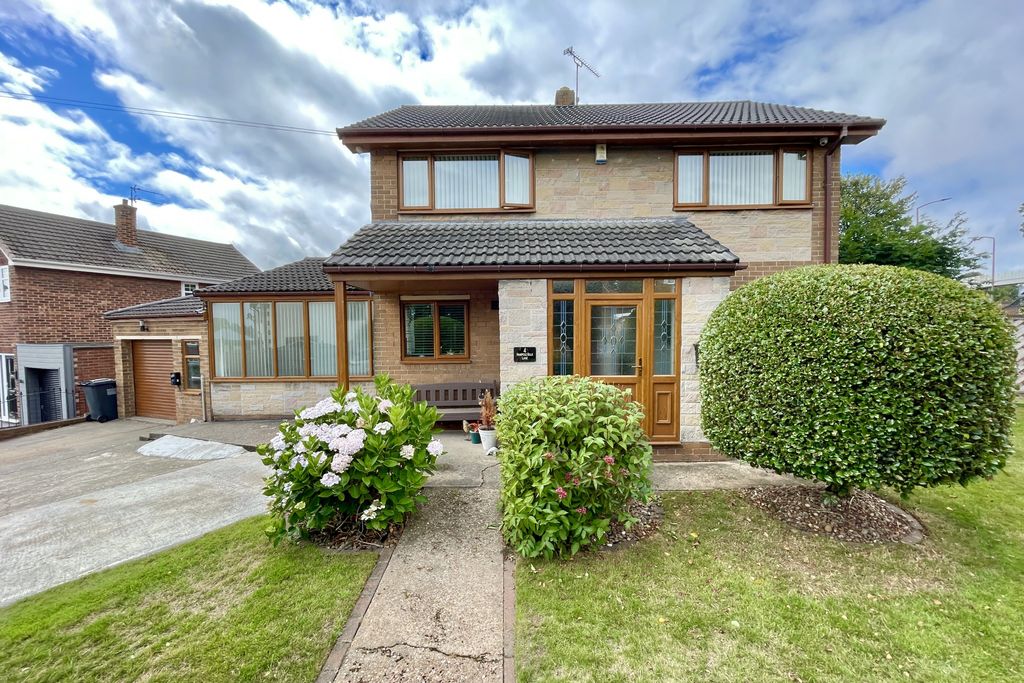 Property photo 3 of 28 3