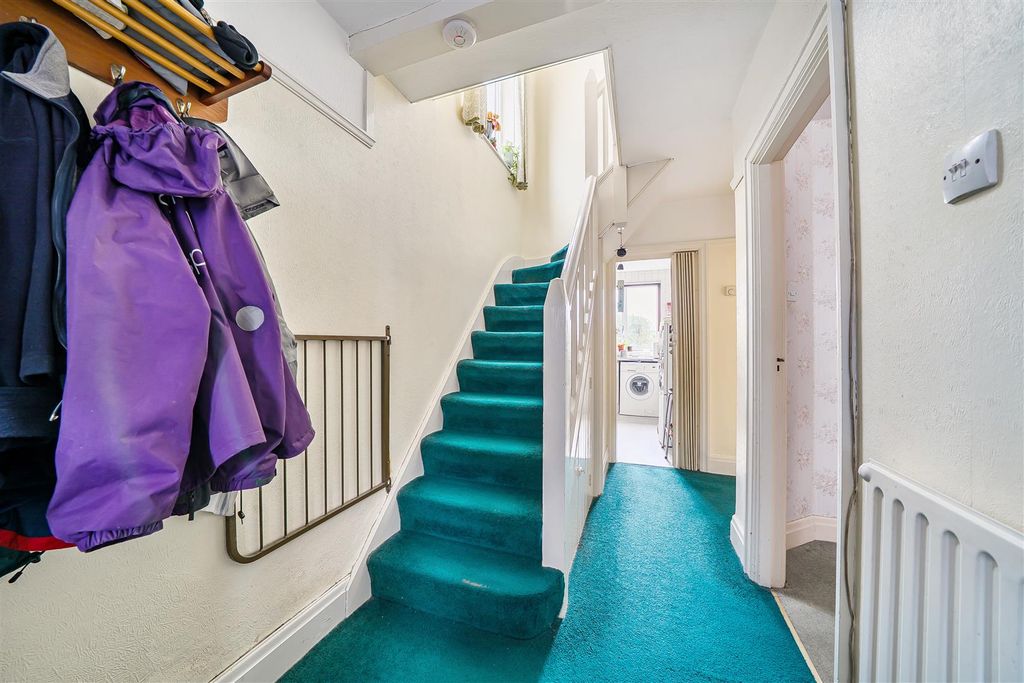 Property photo 2 of 12 Entrance.Jpg