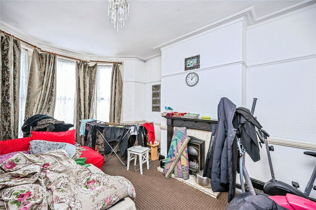 Property photo 3 of 11 Picture No. 18