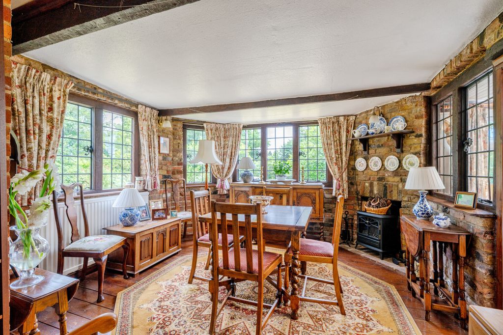 Property photo 3 of 14