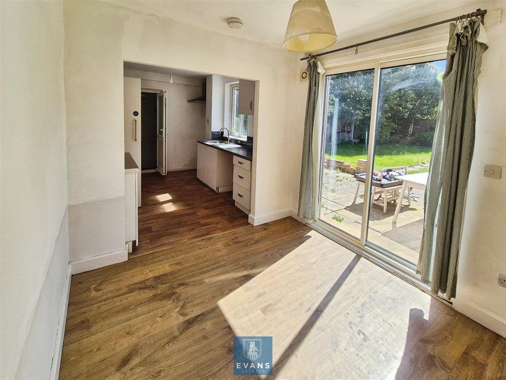 Property photo 2 of 10 Kitchen/ Diner