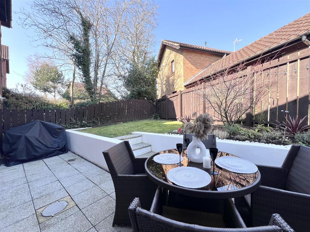 Property photo 3 of 16