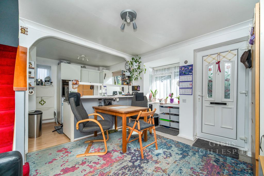 Property photo 2 of 10 Pbox-Img.Jpg