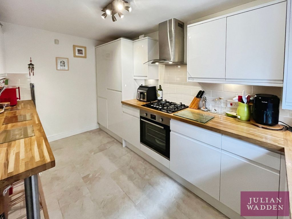 Property photo 2 of 17 Picture 2