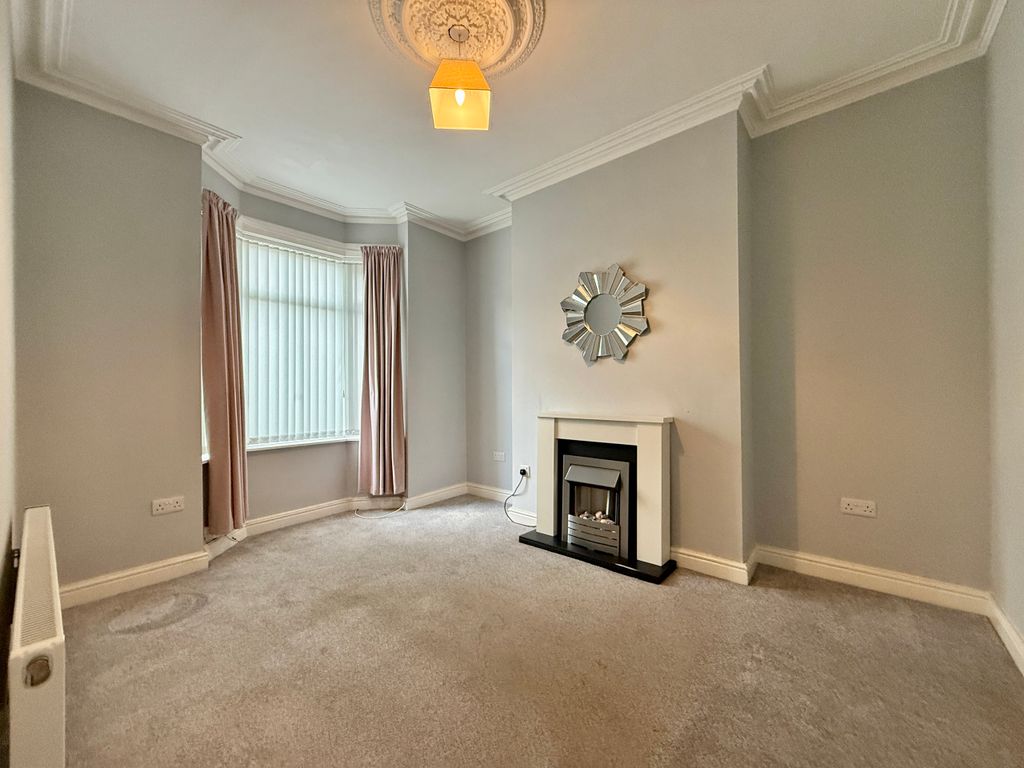 Property photo 2 of 9 Living Room